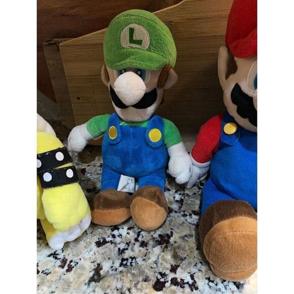 Nintendo Mario Lot of 4 Stuffies - Picture 3 of 16